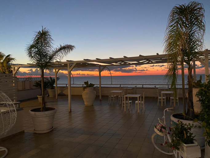 Food & Drinks 4, La Porta del mare SPA, Vibo Valentia