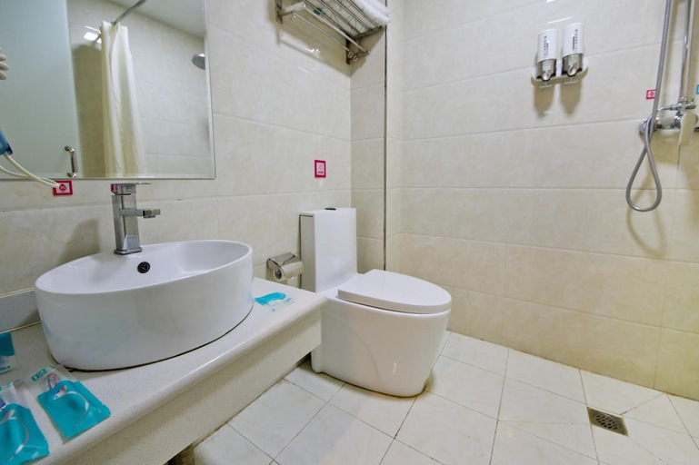 Bathroom 3, Pai Hotel Yuxi Tonghai, Yuxi