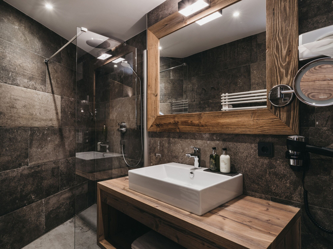 Bathroom 4, VAYA Post Saalbach, Zell am See