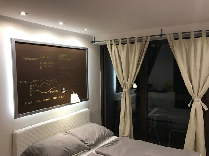 Bedroom 3, Silver Lounge, Siófok