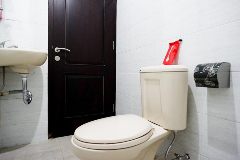 Bathroom 20