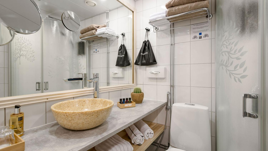 Bathroom 5, Hotel Haaga Central Park, Uusimaa