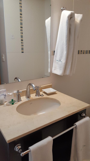 Bathroom 2, Refugio del Lago, Bariloche