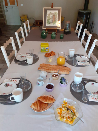 Food & Drinks, LES TROIS CHARMES, Doubs