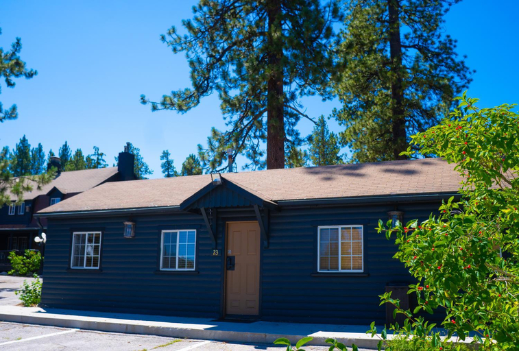 Exterior & Views 1, Wolf Creek Resort, San Bernardino