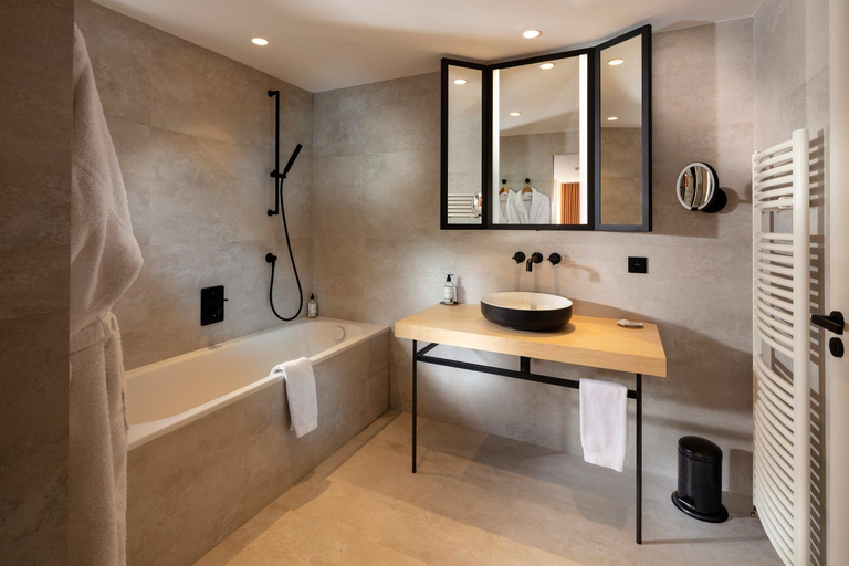 Bathroom, Atmospheres, Savoie