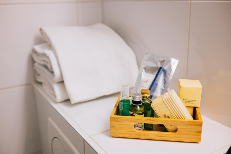 Bathroom 4, Marc Aurel, Bruck an der Leitha