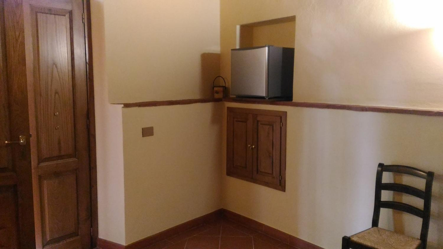 Others 4, Il Tasso, Arezzo