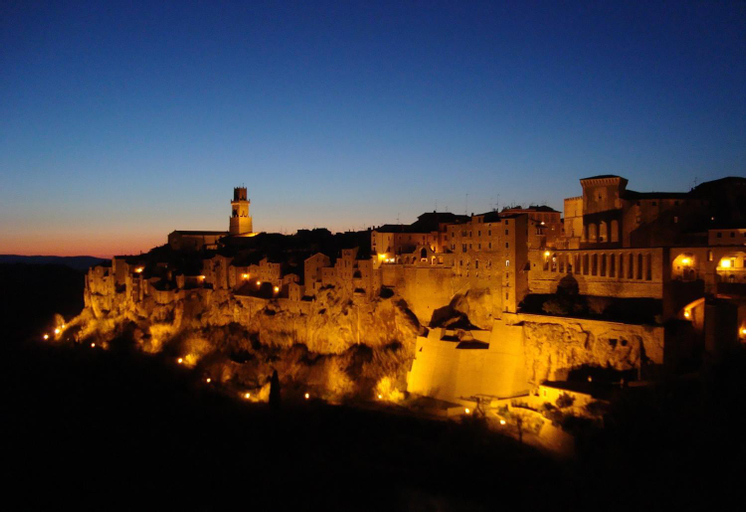 Others 3, Residenza Pitigliano Gens Petilia - Nuova gestione, Grosseto
