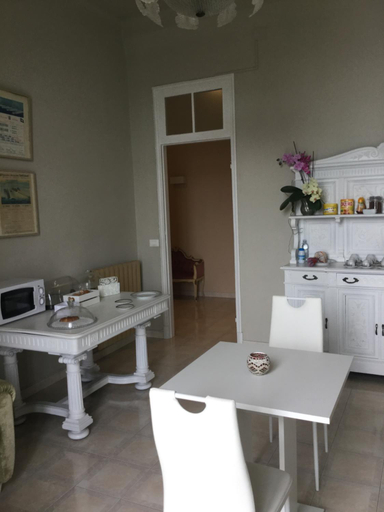 Others 2, B&b note di mare, Imperia