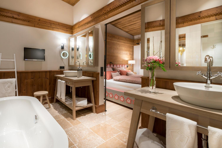 Bathroom 4, Kitzbuhel Lodge, Kitzbühel