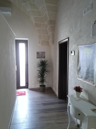 Others 5, Le 5 Volte, Taranto