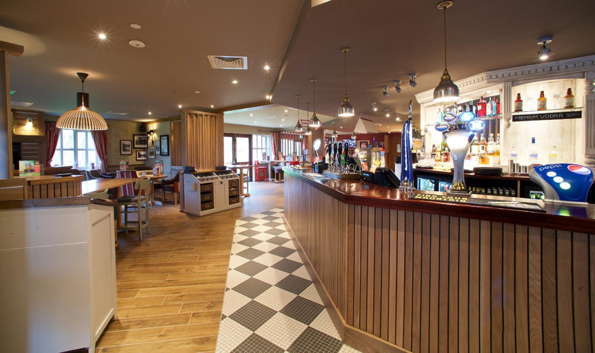 Food & Drinks 5, Chain Runner by Marston's Inns, West Lothian