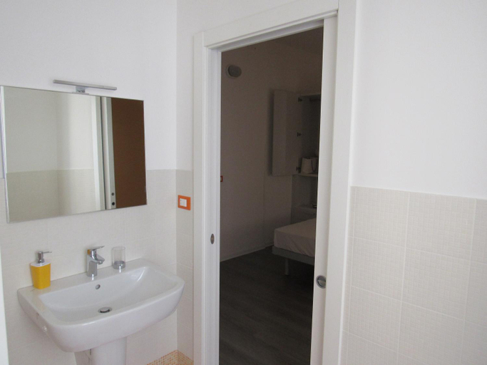 Bathroom 3, Smart Accomodation, Trieste