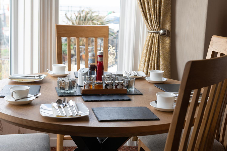 Food & Drinks 5, The Kendrick Exclusively for Adults, Conwy
