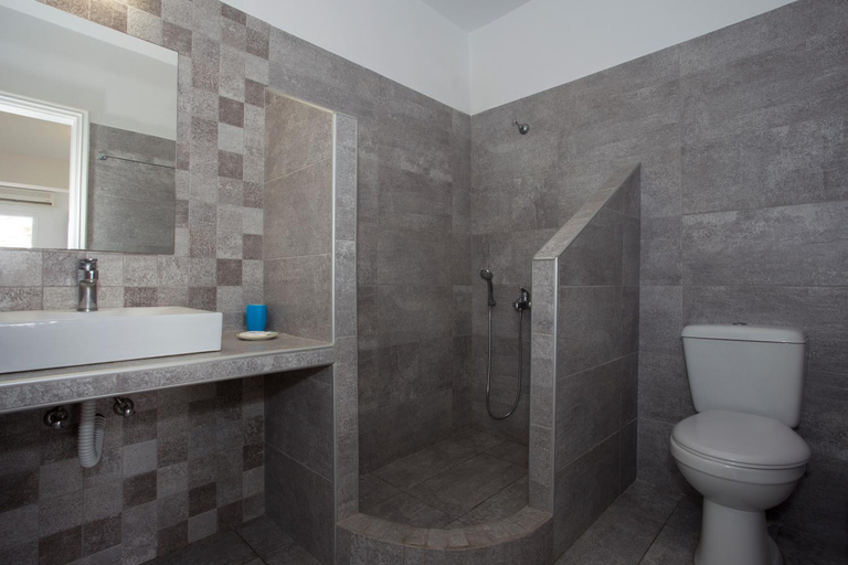 Bathroom 4, Alexandra Hotel, South Aegean