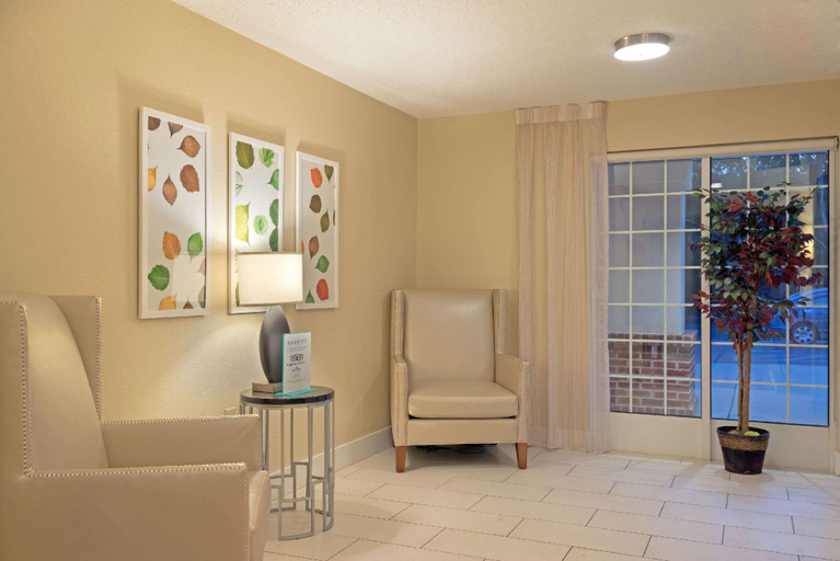 Public Area 2, MainStay Suites Raleigh - Cary, Wake