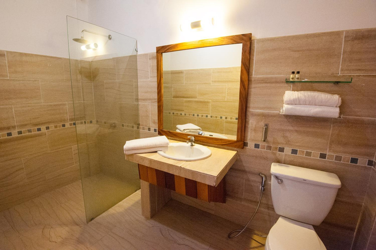 Bathroom 4