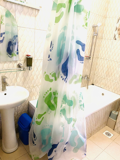 Bathroom 5, CRYSTAL APARTMENT HOTEL AND LODGES, Entebbe