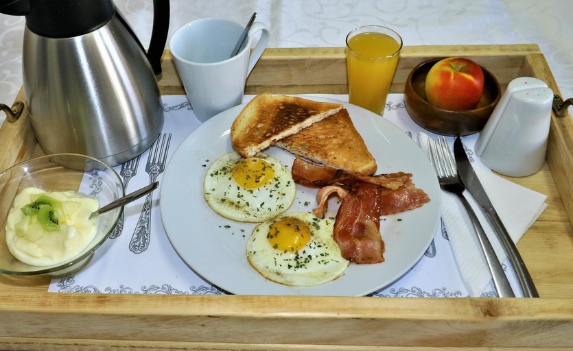 Food & Drinks 5, Tiende Laan Bed & Breakfast and Self-Catering, Walvisbay Urban
