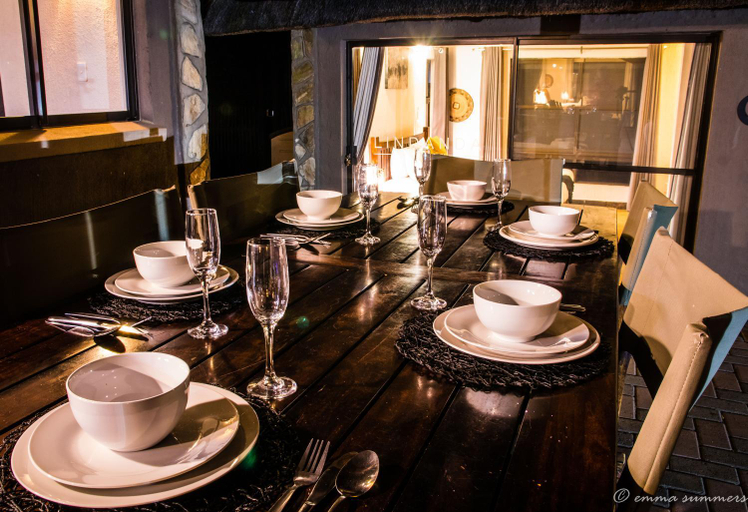 Food & Drinks 5, Lindanda Luxury Lodge, Mopani