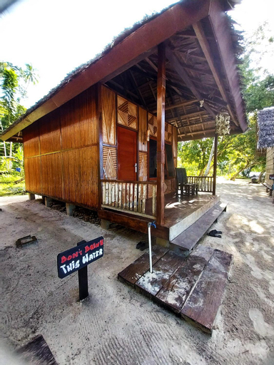Exterior 3