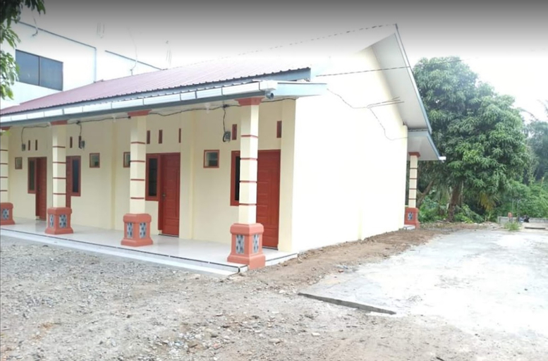 Exterior 11