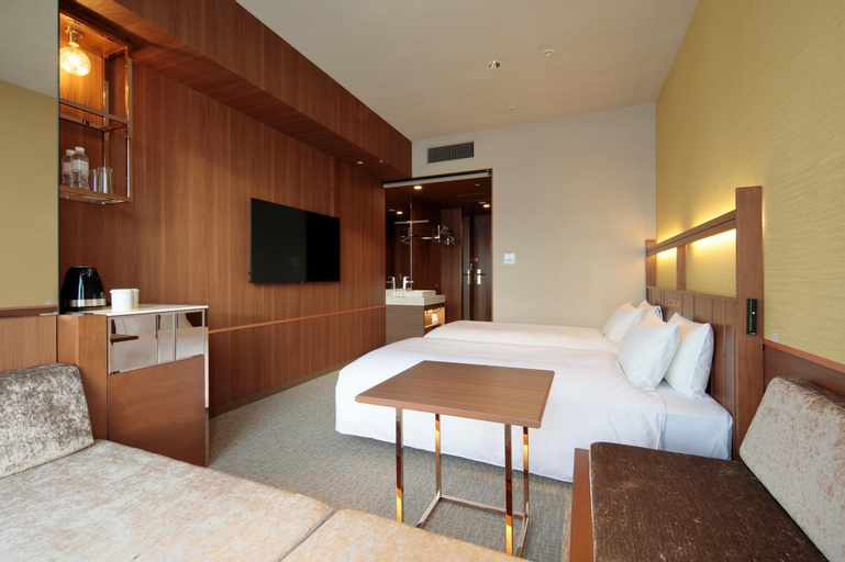 Bedroom 12