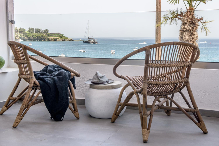 Others 2, Laia Seafront Luxury Apartments, Crete