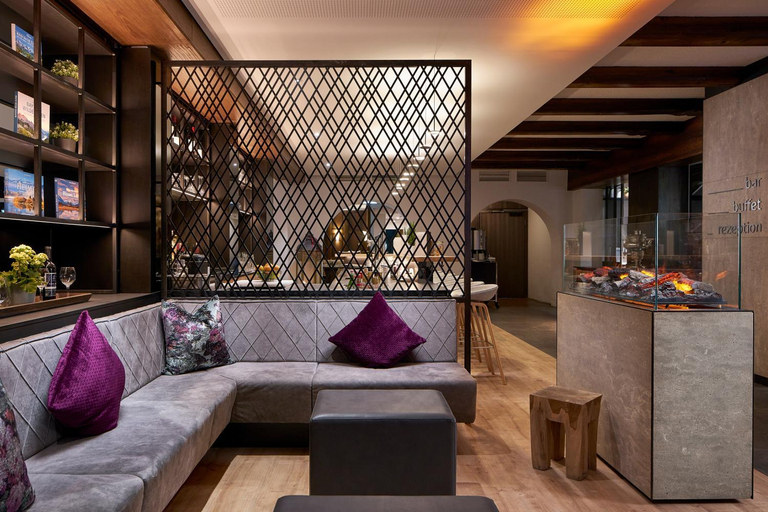 Public Area 4, H+ Hotel Alpina Garmisch-Partenkirchen, Garmisch-Partenkirchen
