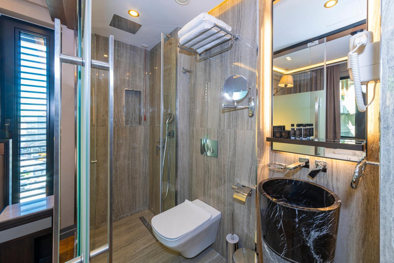 Bathroom 4, Opale Hotel, Beyoğlu