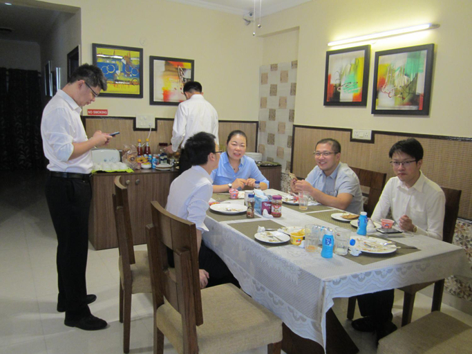 Food & Drinks 4, House Of Comfort Greater Noida, Gautam Buddha Nagar