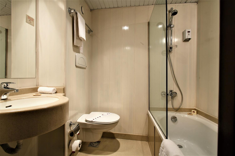 Bathroom, JAZ Crown Jubilee , Luxor
