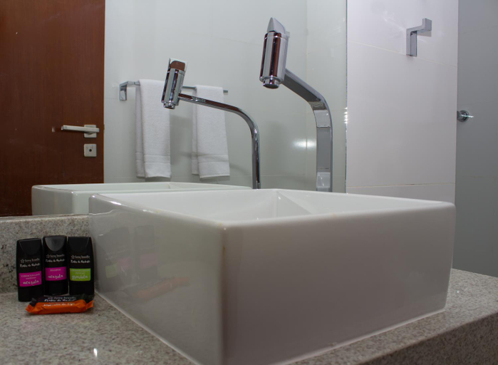 Bathroom 3, Apart-Hotel Bella Vida Suites e Apartamentos, Cairu