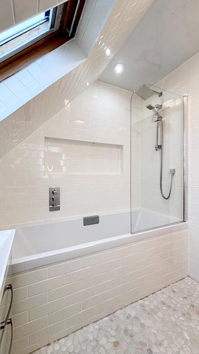 Bathroom 4, Stob Binnein Cottage, Stirling
