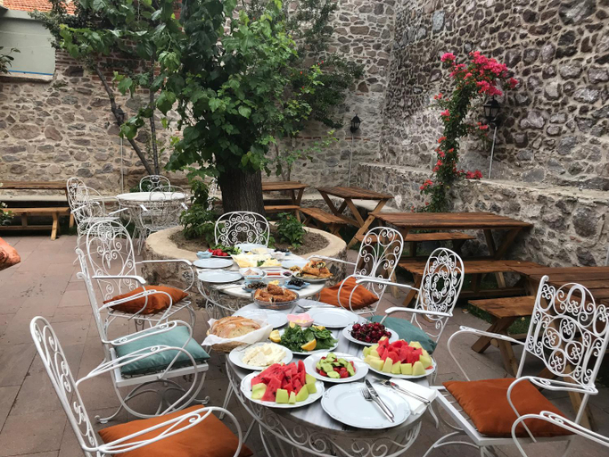 Food & Drinks 5, Dutlu Konak, Konak