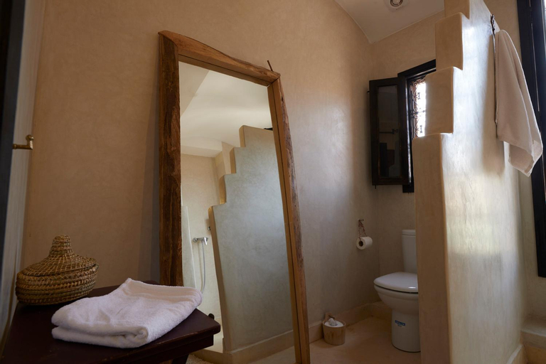 Bathroom 26