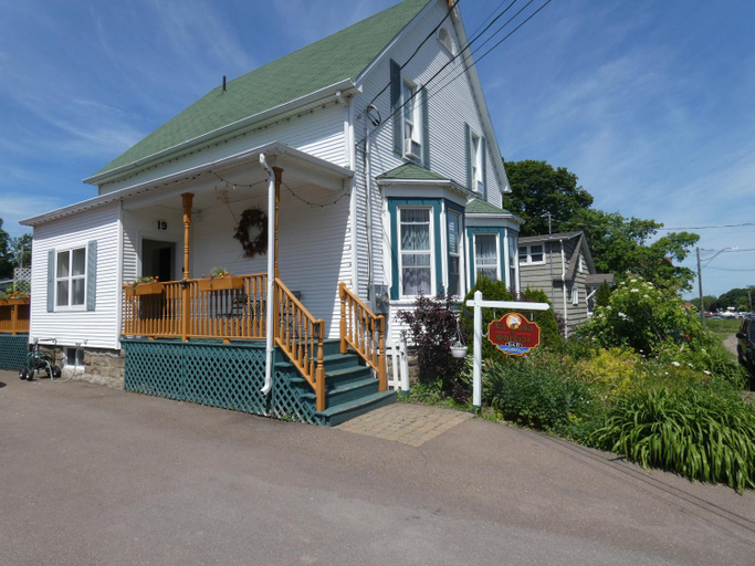Others 5, LaCasa enShediac, Westmorland