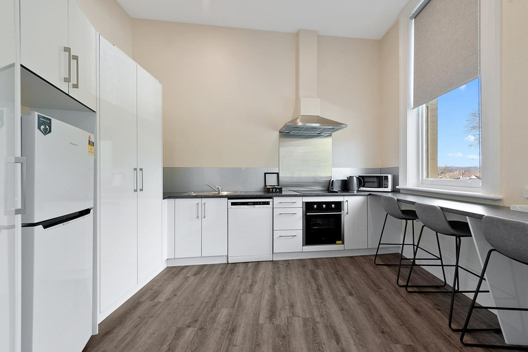 Others 5, Waratah On York, Launceston - Pt B