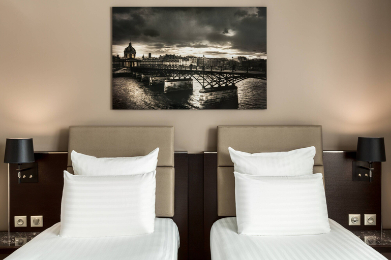 Bedroom 16