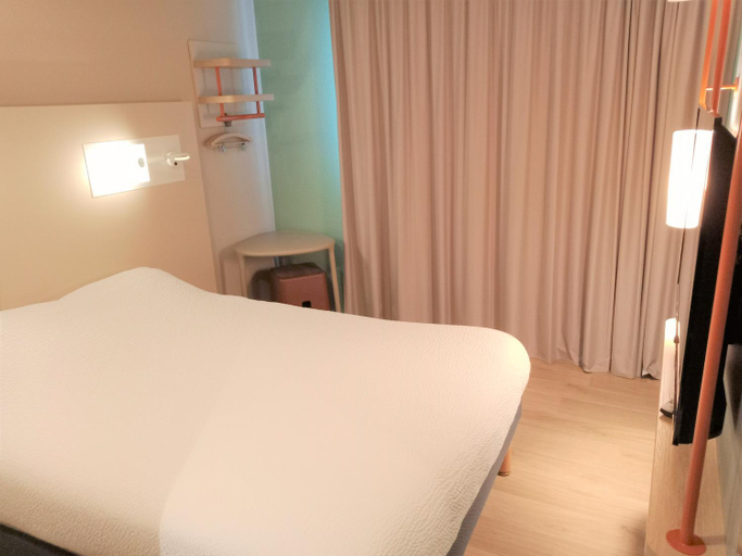 Bedroom 3, Ibis Budget Perigueux Boulazac, Dordogne