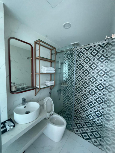 Bathroom, Ngoc Khanh Hotel, Nha Trang