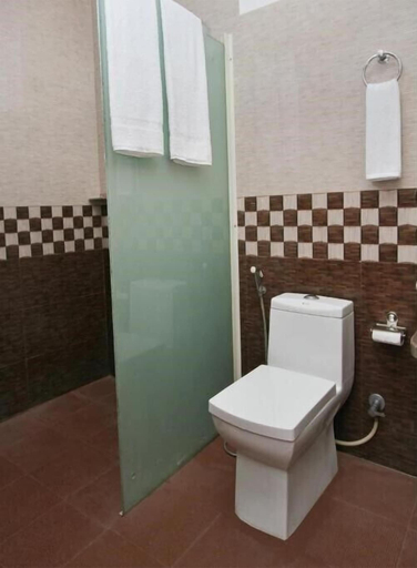 Bathroom, Airport Residency Bangalore, Bangalore Rural