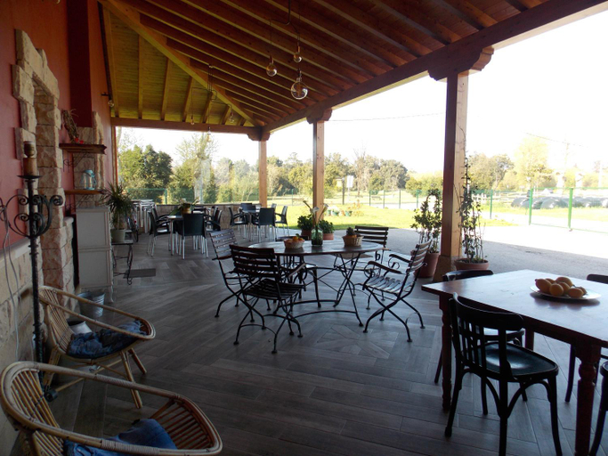Food & Drinks, La Cala Hostel, Cantabria