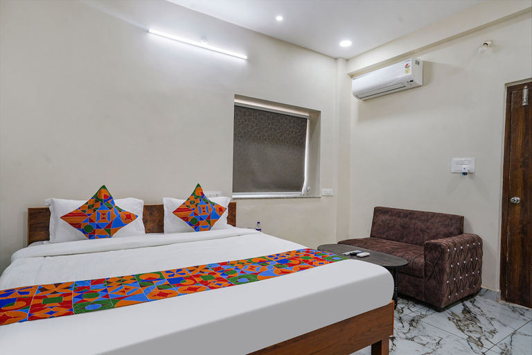 Bedroom 2, Fabhotel Perams Grand Inn, Hyderabad
