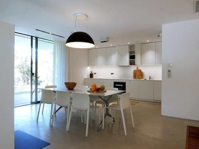 Kitchen, Les Villas Verroust, Haute-Corse