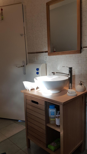 Bathroom 3, Le Clos des Ecureuils, Loir-et-Cher