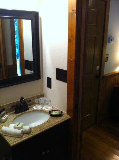 Bathroom 4, The Lodges at Gettysburg, Adams