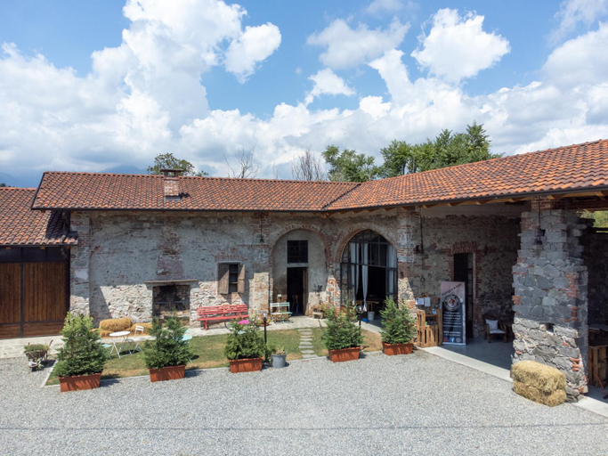 Others 2, B&b Il Cortile, Biella