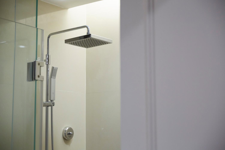 Bathroom 4, The Rose Residence Bangkok, Bang Rak